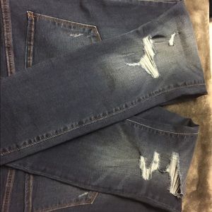 Old Navy distressed Rockstar jeggings